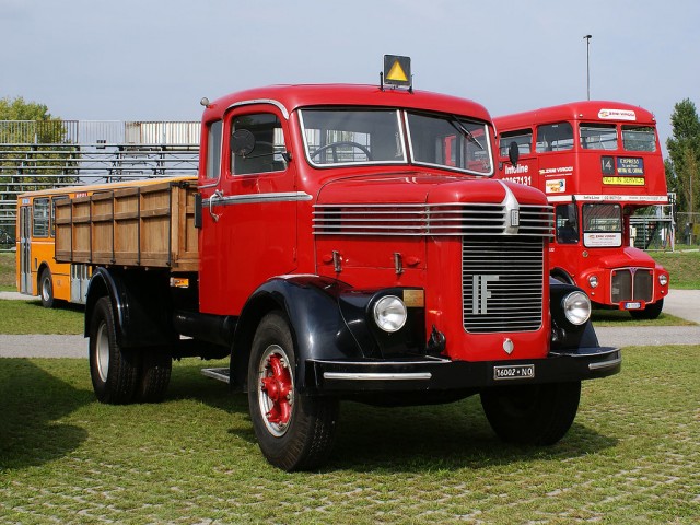 Мечта Адама Козлевича - Isotta Fraschini 8A. Красивых автофото пост