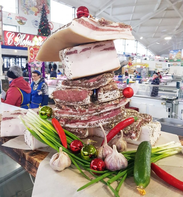 Сало оказалось идеальным продуктом для омоложения организма