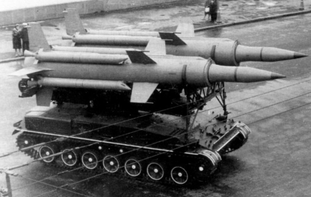 И такое бывало. Советская военная техника, принятая на вооружение, но не ставшая массовой