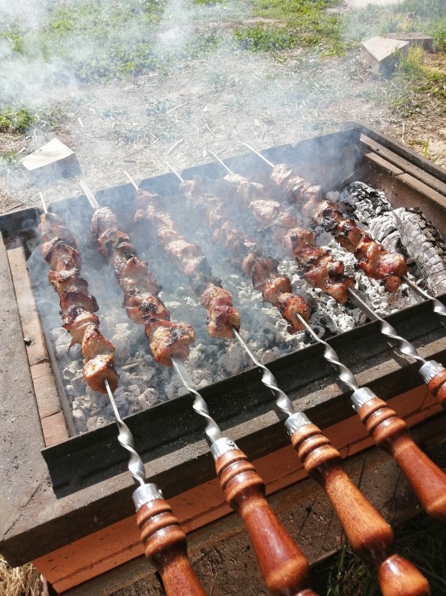 Вечерний шашлык
