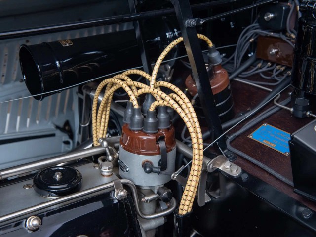 1936 Lancia Astura Cabriolet Series III 'Tipo Bocca'. Автопятница №112.