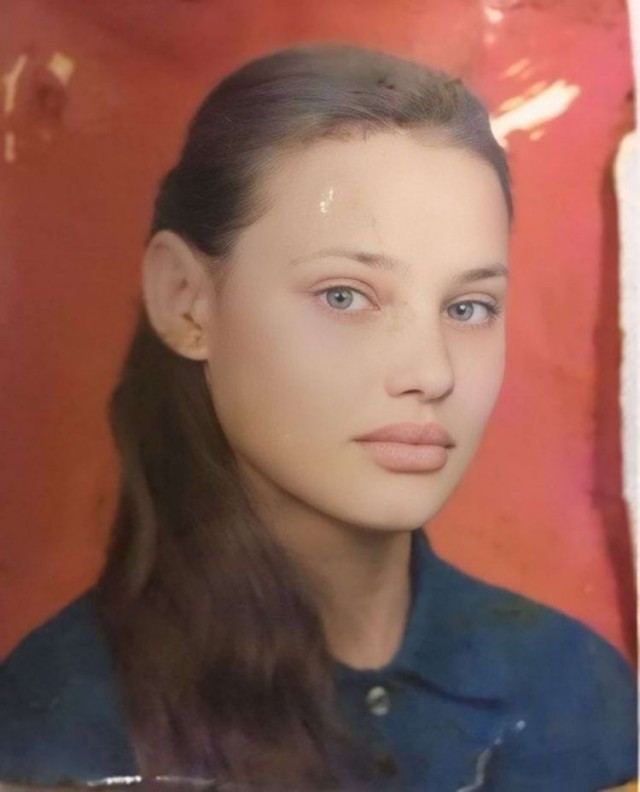 Девчата из 90-х и 00-х