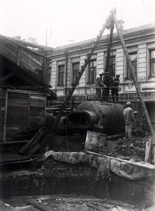 Как строили первую очередь Московского метро