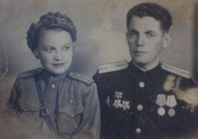 Фотографии советских офицеров   из частных зарубежных коллекций.