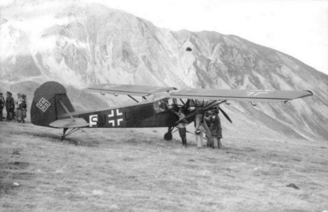 Fi.156 Storch.