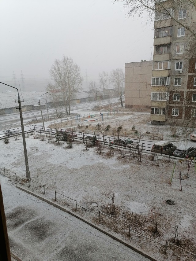 Опять зима