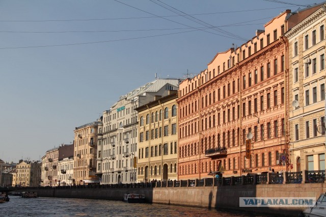 По рекам и каналам Петербурга