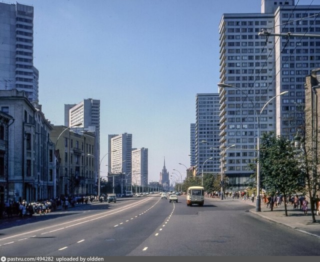 Москва и москвичи. Двадцатый век. 03.08.25