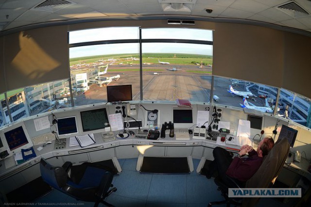 Как работают авиадиспетчеры