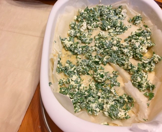 Бурек с белым овечьим сыром и травами. /// кулинария.