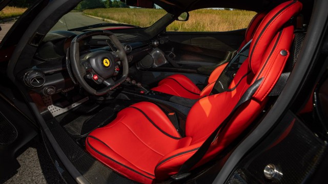 10 самых дорогих автомобилей аукциона Mecum за 2022 год.