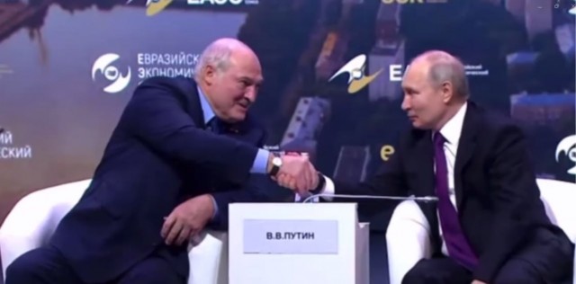 Ну я извиняюсь, но  даже ядерное оружие одно на двоих