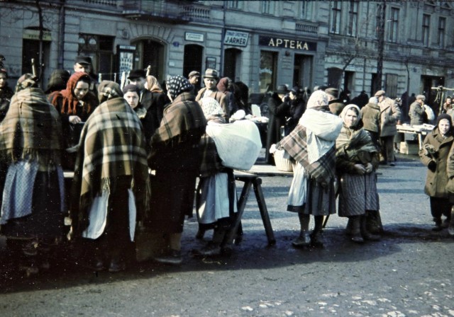 Цвет войны. Фотоподборка