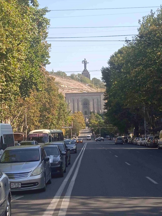 В Армению в октябре