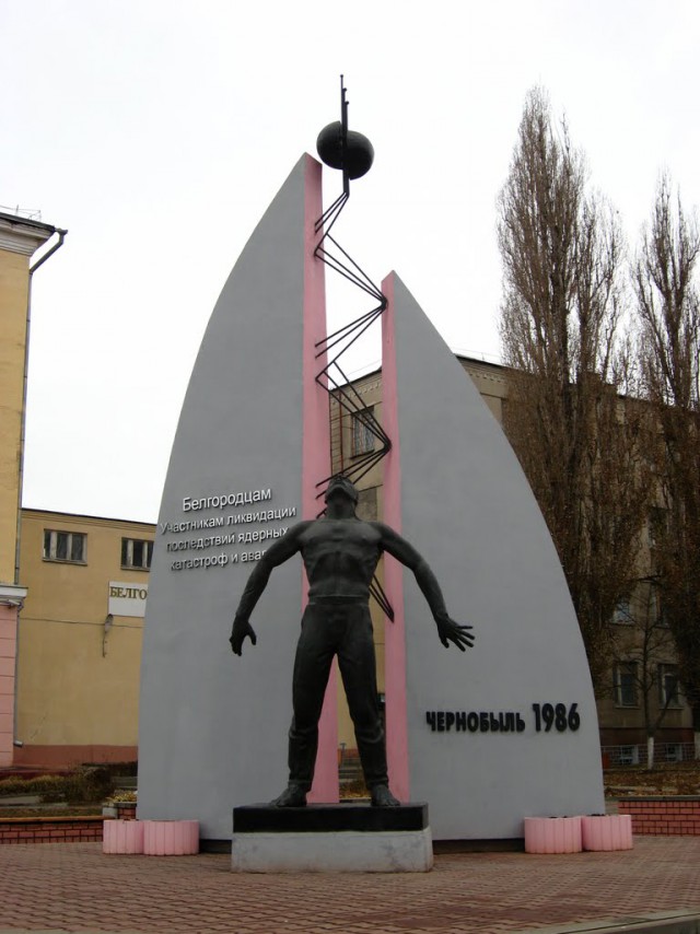 Техника Чернобыля:  БТР и БРДМ