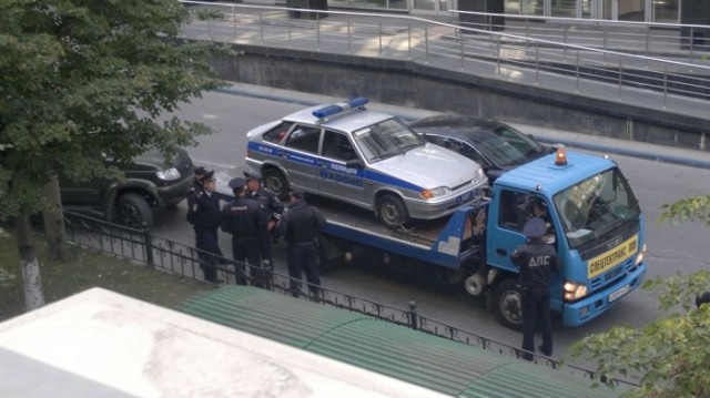 Что сотрудник ДПС имеет право изъять у автомобилиста еще до суда