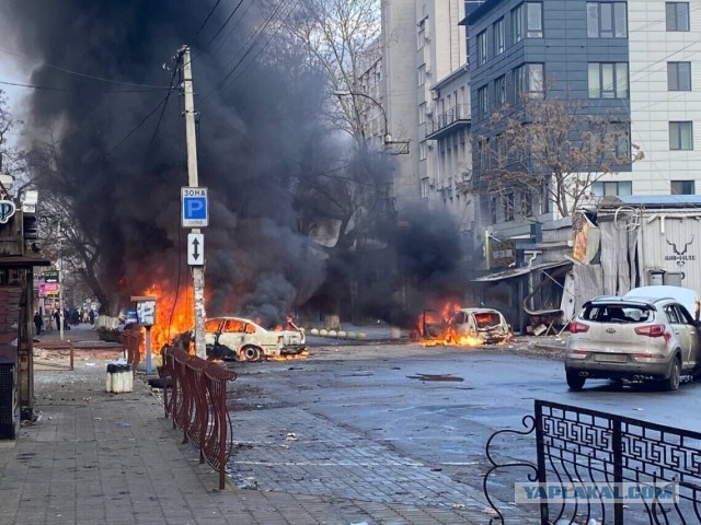 В ЕС заявили о законном праве Украины на оборону в ответ на вопрос об ударе по мирным жителям Белгорода