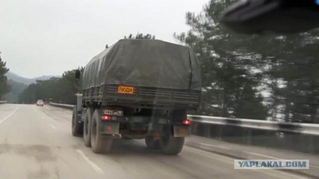 В Крыму захвачены Совмин и Верховная рада, официальных заявлений еще не было