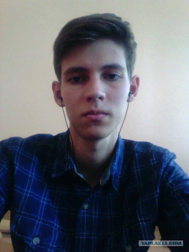 Сволочи издеваются на странице умершей девочки [18+, мат]