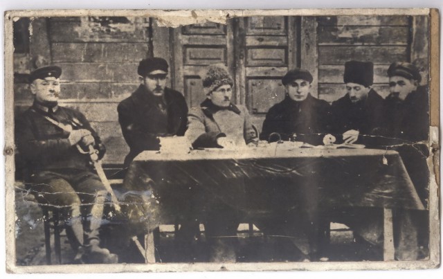 История в фотографиях
