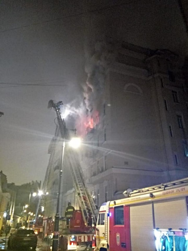 Пожар на Никитском бульваре 12 в Москве