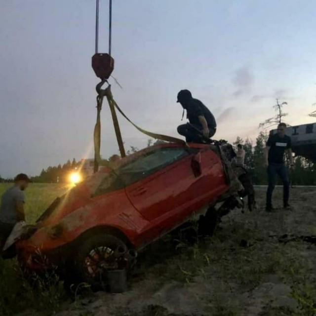 Chevrolet Camaro разложили на скорости 250 км/час минувшей ночью под Якутском