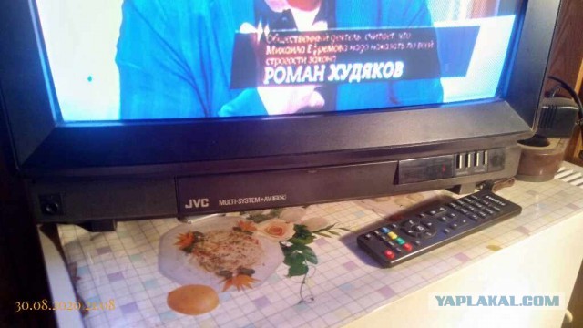 Легендарный телевизор 90-х