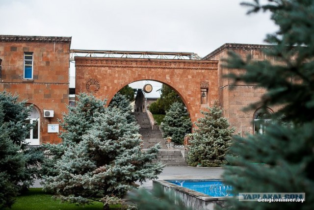 В винных подвалах Еревана