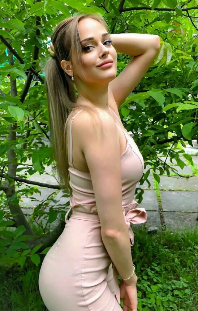 Скоро лето! А вы не забыли, как в эту пору выглядят девушки?