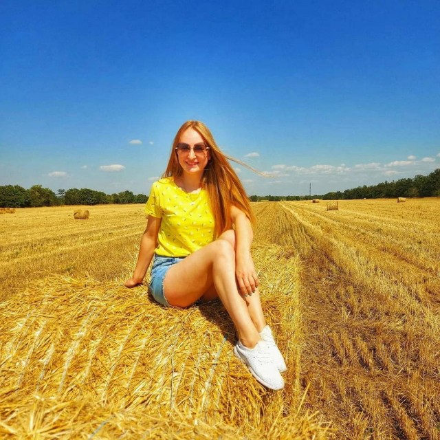 Красивые девушки в шортиках