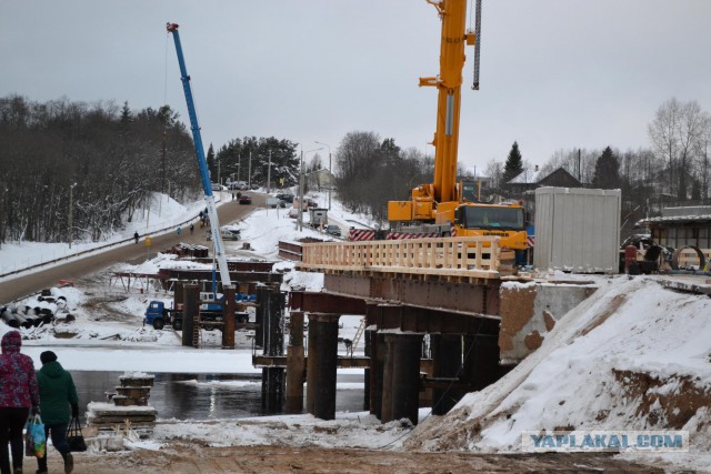Обрушился мост в Архангельской области