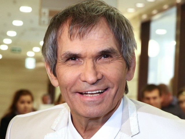 Он умел только отсасывать..
