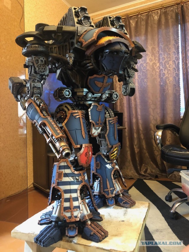 Warlord Titan. Сервиторим потихоньку