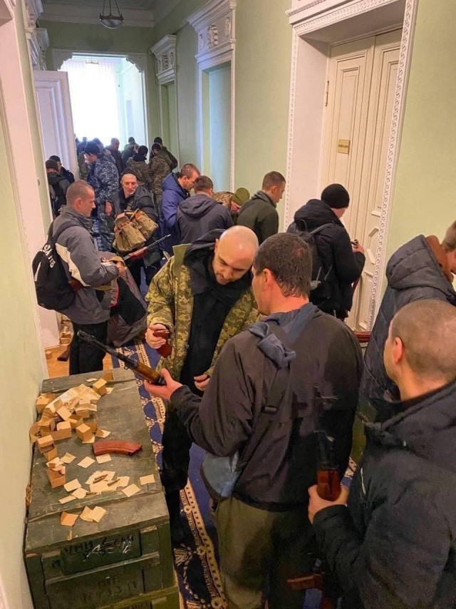 Центральная площадь