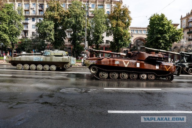 Выставка трофейной техники и оружия ВСУ в парке "Патриот"