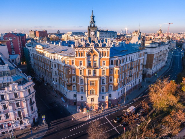 Где в Москве снимали фильм "Курьер"