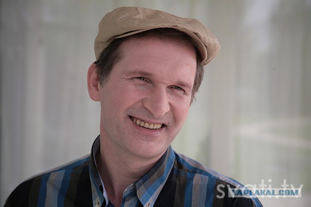 Фото актеров и музыкантов, из которых харизма плещет через край