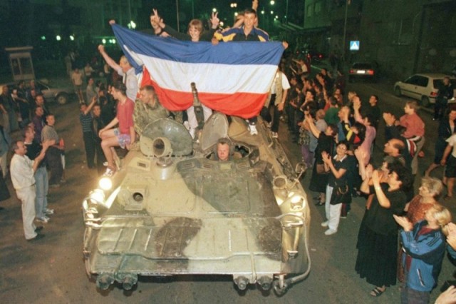 Страницы истории. 12 июня 1999 года. Приштинский марш-бросок