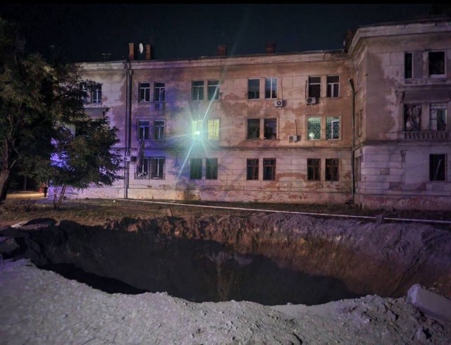Склад боеприпасов горит недалеко от села Алексеевка в Крыму