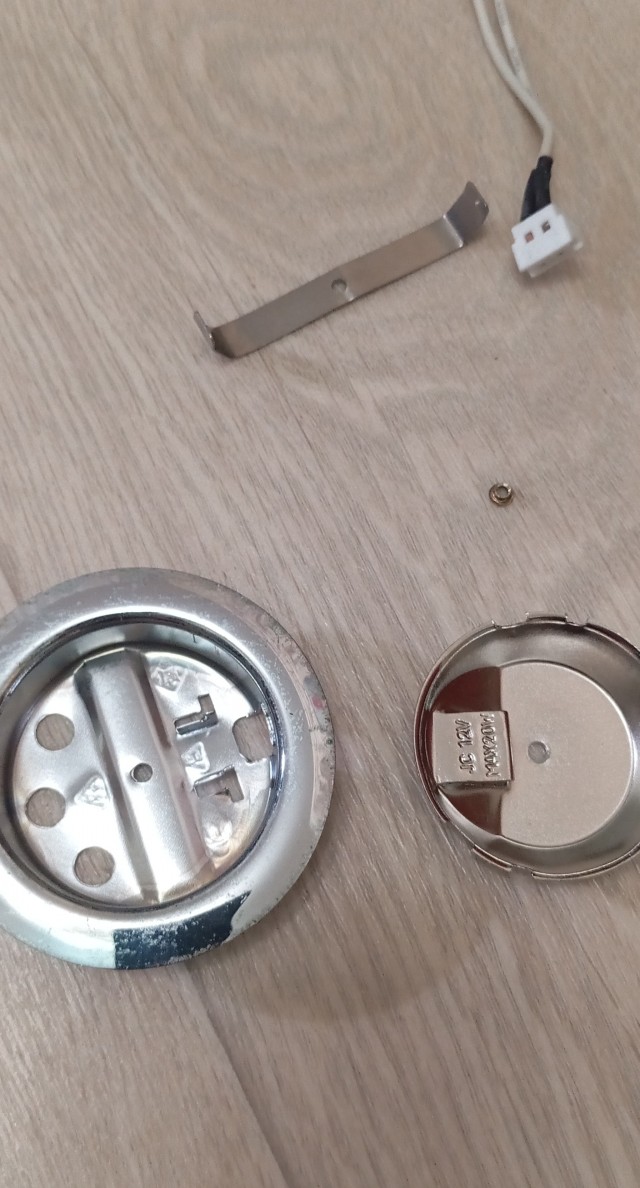 Колхозим лампочку поярче.