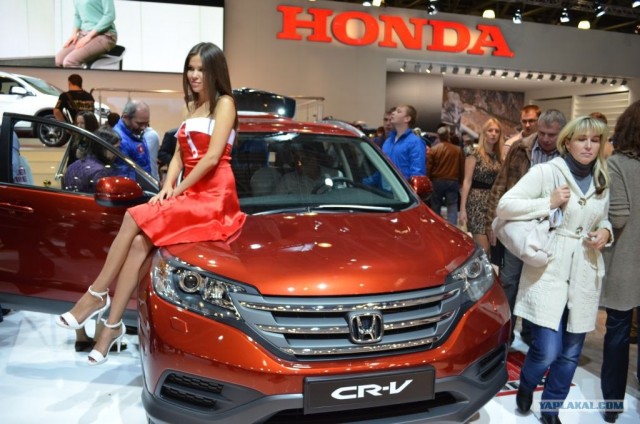 Девушки на ММАС 2012