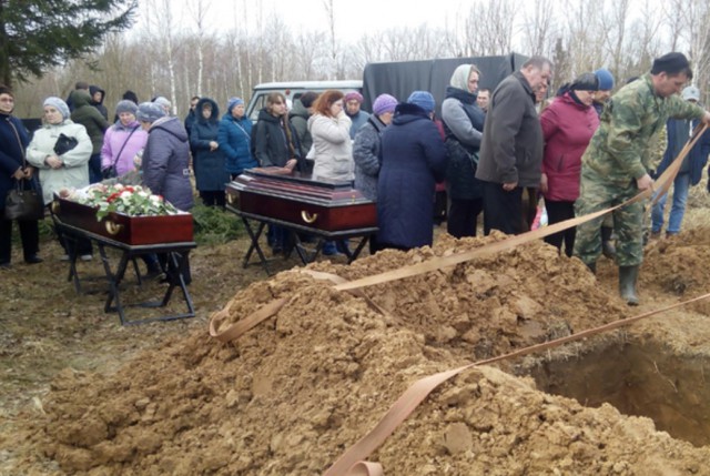 «Три гроба стояли рядышком»: безнаказанность чеченского лихача-бандита на Гелике уничтожила семью Романа