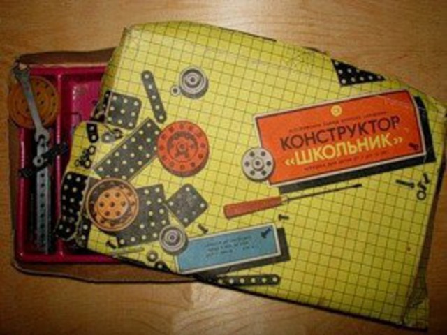Игрушки из разного детства, когда мир был добрее и веселее!