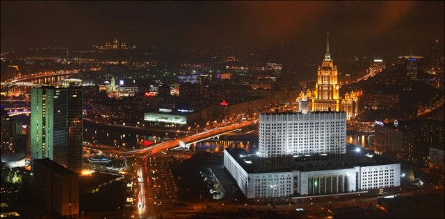 Сталинская высотка на Кудринской площади.