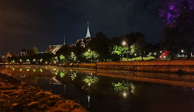 Поделимся красивыми фото с телефона?