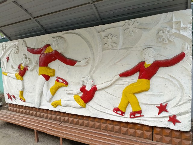 Остановки автобусные СССР. Искусство былое.