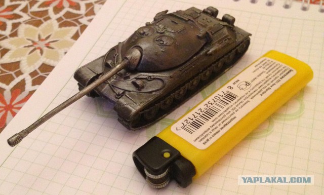 Продам Аксесуарику World of Tanks(танк, брелки...)