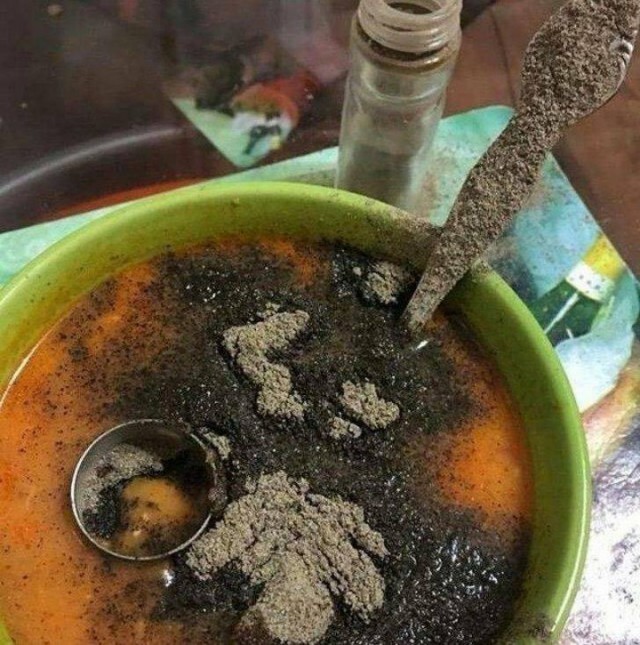 Бывают в жизни огорчения...