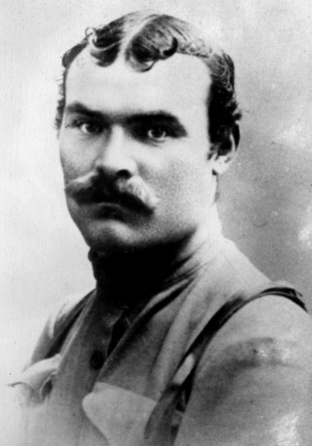 История в фотографиях