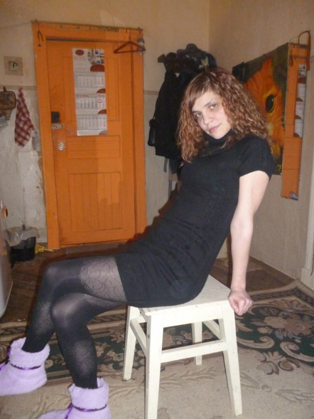 Давай я тебя ещё вот в этой позе сфоткаю